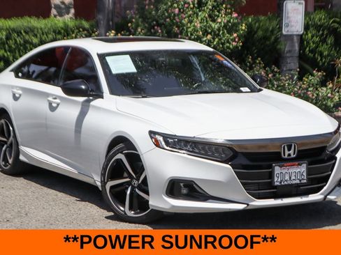 Used 2022 Honda Accord Sport image 2