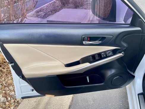 Used 2015 Lexus IS 250 AWD image 17