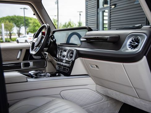 Used 2024 Mercedes-Benz G 63 AMG 4MATIC image 42
