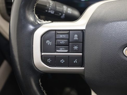 Used 2022 Ford Expedition Limited image 36