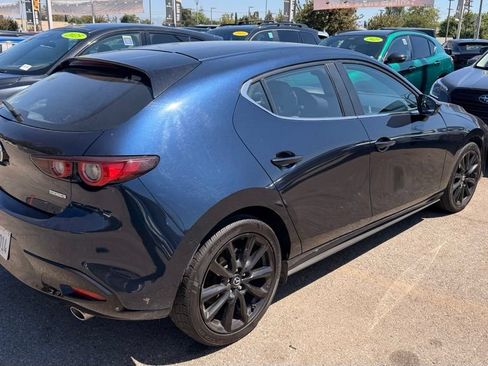 Used 2025 MAZDA MAZDA3 s Sport FWD image 3