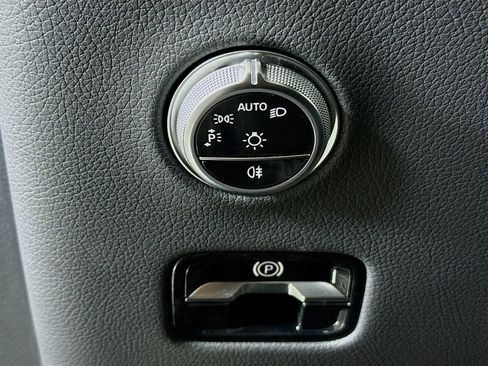 Certified 2026 Mercedes-Benz GLC 43 AMG 4MATIC image 10