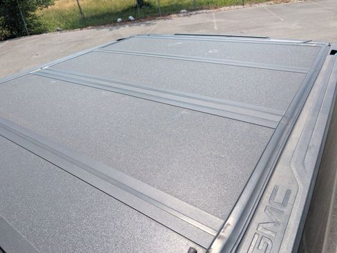 Used 2021 GMC Sierra 1500 Denali w/ Driver Alert Package II AWD/4WD image 23