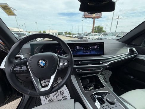 Certified 2024 BMW X5 sDrive40i w/ Premium Package RWD image 11