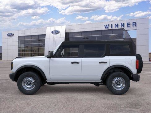New 2025 Ford Bronco 4-Door AWD/4WD image 3