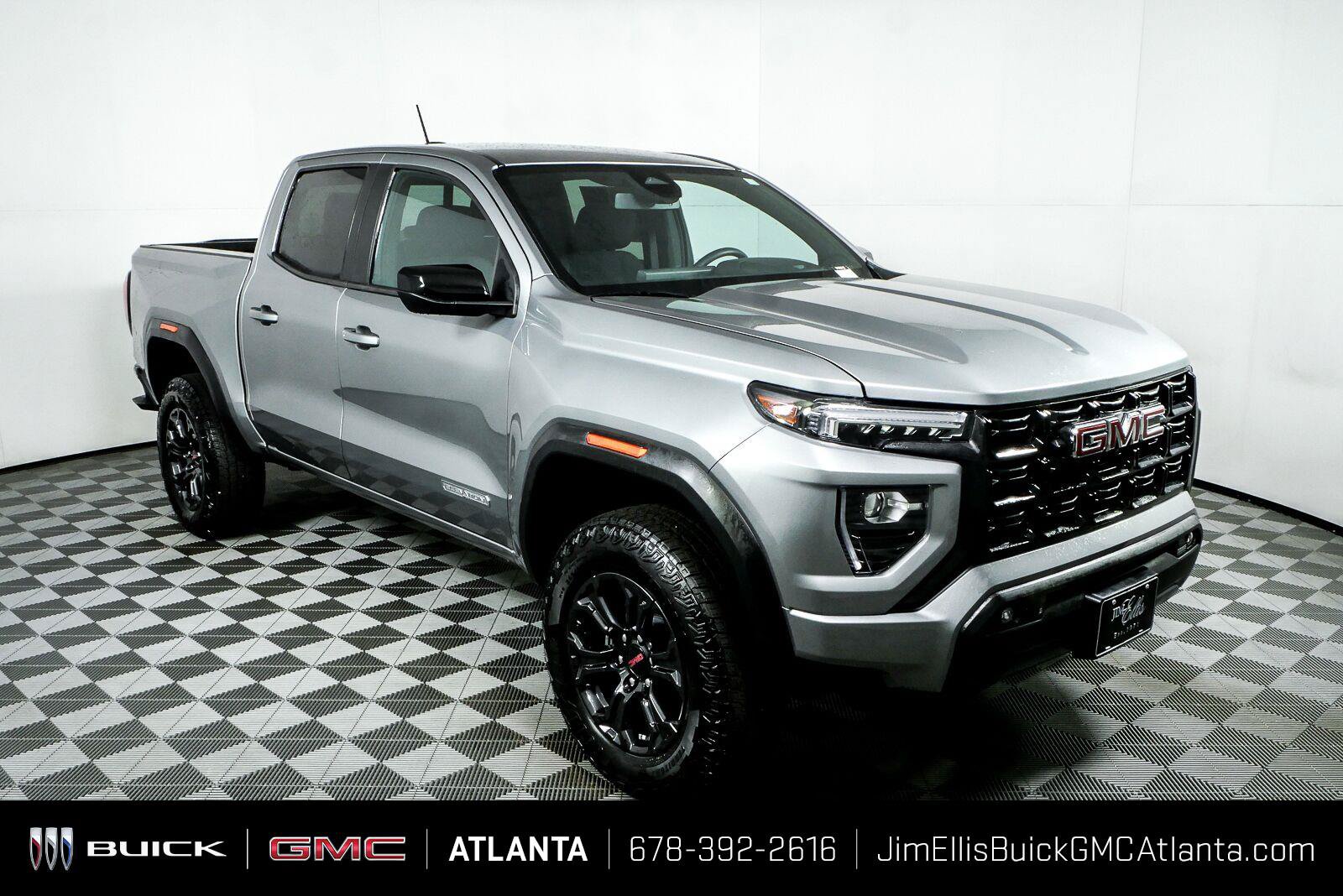Used 2025 GMC Canyon Elevation w/ Convenience Package RWD image 1