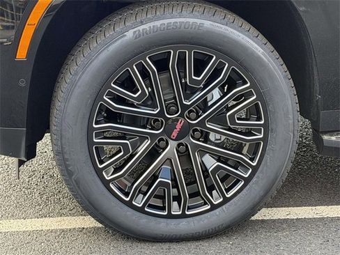 New 2026 GMC Yukon XL Elevation image 5