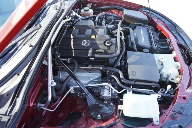 Used 2006 MAZDA MX-5 Miata Sport w/ Appearance Pkg RWD image 79