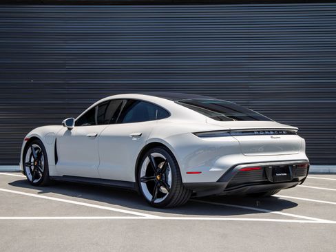 Certified 2023 Porsche Taycan RWD image 3