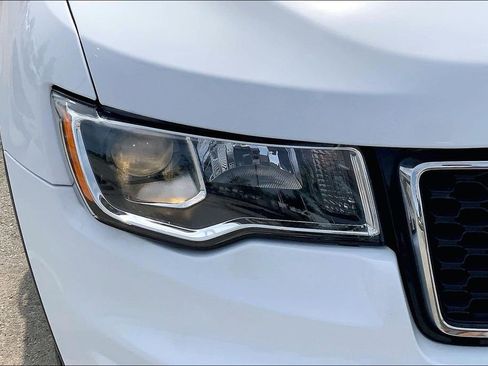 Used 2019 Jeep Grand Cherokee Limited AWD/4WD image 27