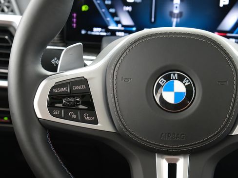 Used 2026 BMW X7 M60i AWD/4WD image 11