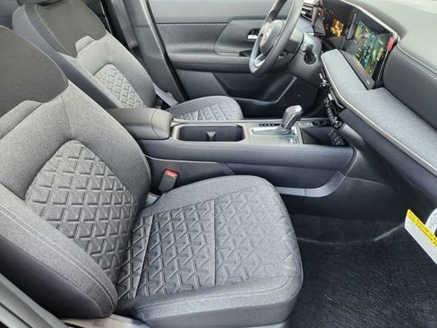 New 2026 Nissan Kicks SV image 10