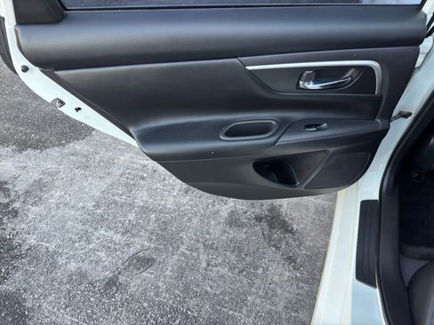 Used 2018 Nissan Altima 2.5 SR w/ SR Special Edition image 6