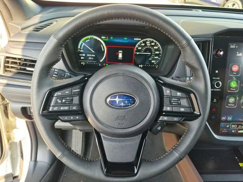 Used 2025 Subaru Forester Touring AWD/4WD image 16
