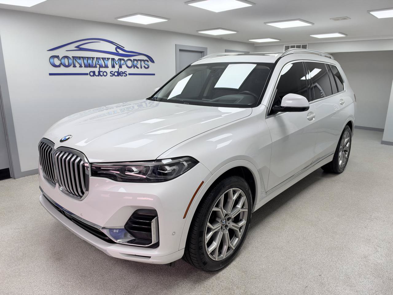 Used 2021 BMW X7 xDrive40i w/ Premium Package AWD/4WD image 2