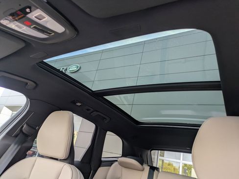 New 2026 Volvo XC60 B5 Plus w/ Protection Package Premier image 13