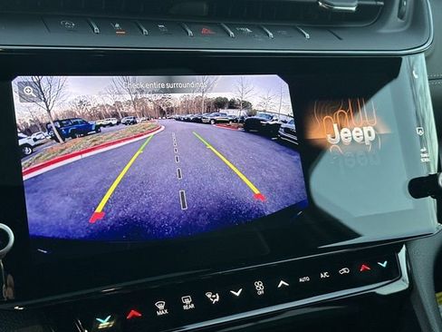 New 2026 Jeep Grand Cherokee Altitude image 29