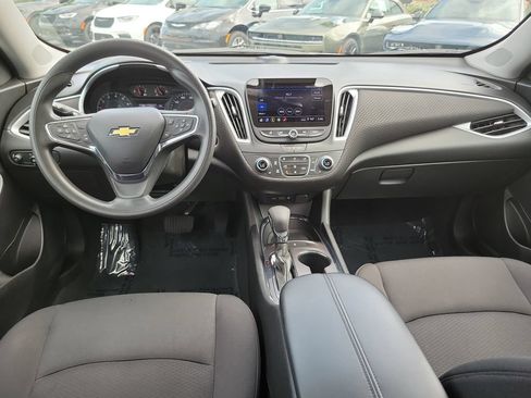Used 2023 Chevrolet Malibu LT FWD image 11