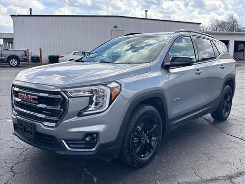 Certified 2023 GMC Terrain AT4 image 5