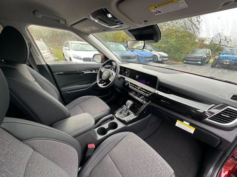 New 2026 Kia Seltos S image 25