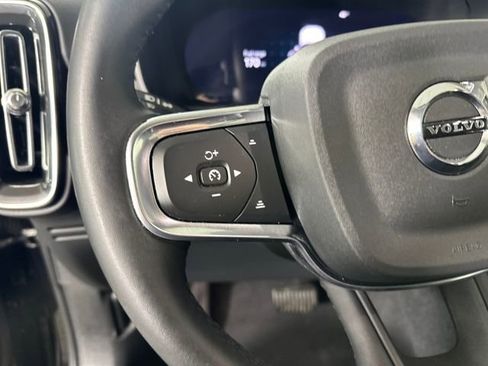 Used 2024 Volvo XC40 B5 Plus w/ Climate Package image 15