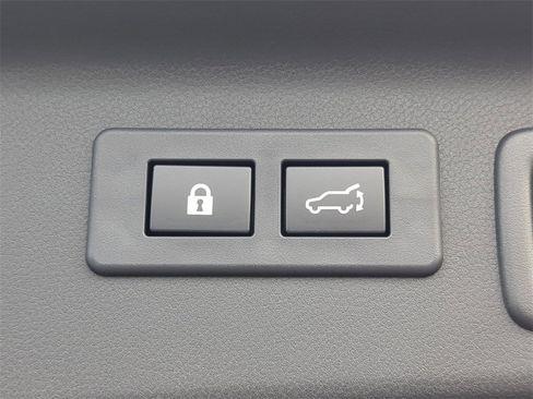 New 2025 Subaru Forester Premium image 10