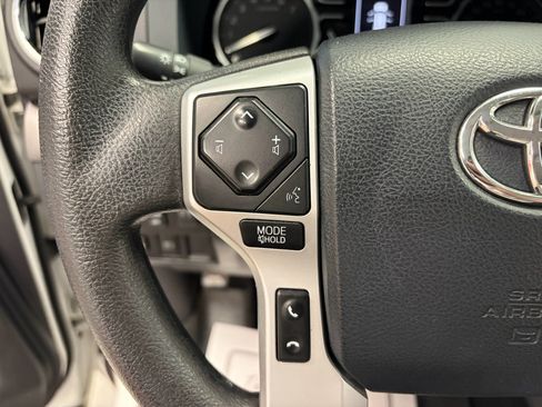 Used 2020 Toyota Tundra SR5 w/ TRD Off-Road Package AWD/4WD image 10
