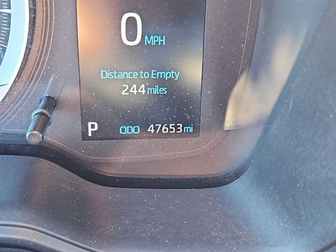 Used 2022 Toyota Corolla SE image 13