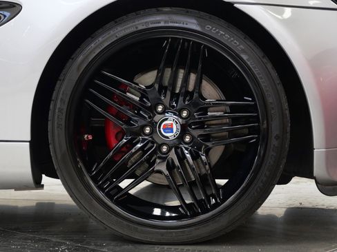 Used 2002 BMW Z8 RWD image 40