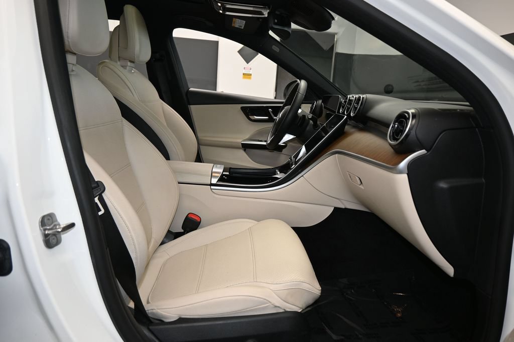 Used 2025 Mercedes-Benz C 300 Sedan image 48