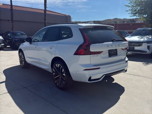 New 2026 Volvo XC60 T8 Ultra w/ Protection Package Premier AWD/4WD image 5