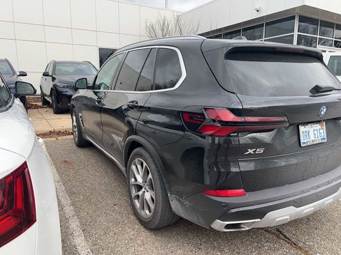 Used 2024 BMW X5 xDrive50e w/ Premium Package image 4