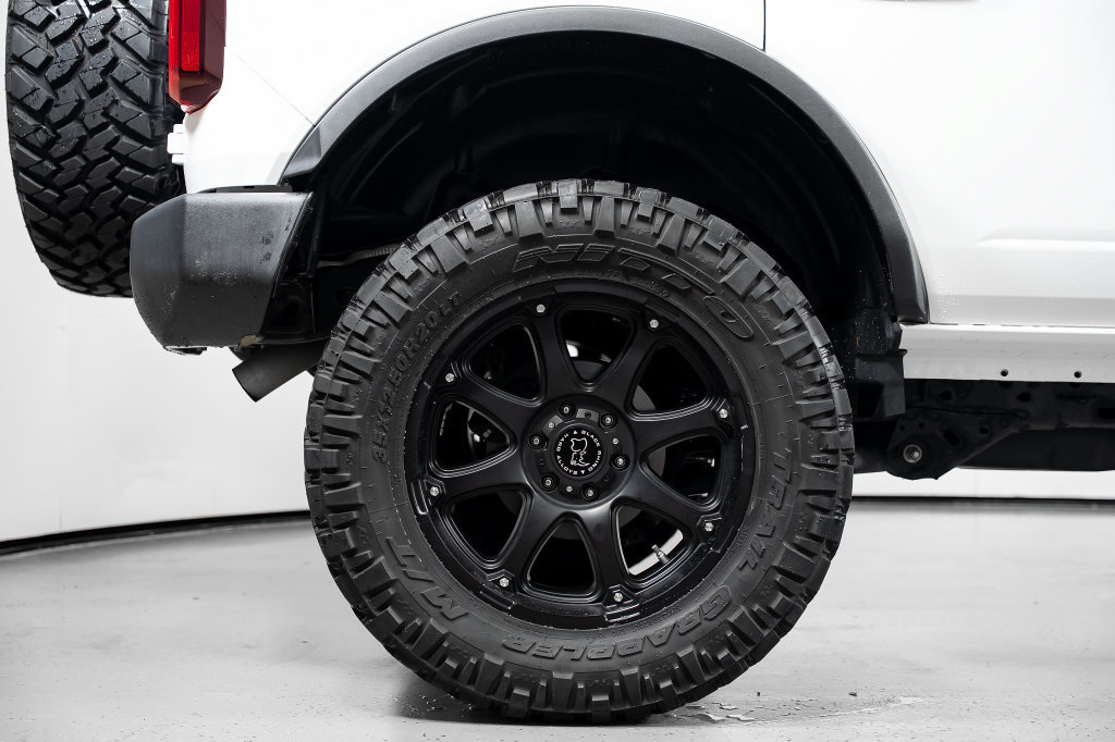 Used 2022 Ford Bronco 4-Door w/ Sasquatch Package AWD/4WD image 7