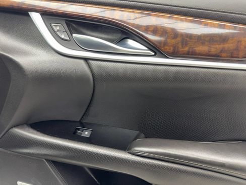 Used 2013 Cadillac XTS Premium FWD image 41