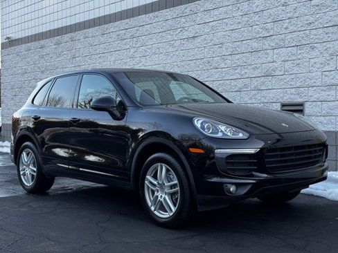 Used 2018 Porsche Cayenne image 16