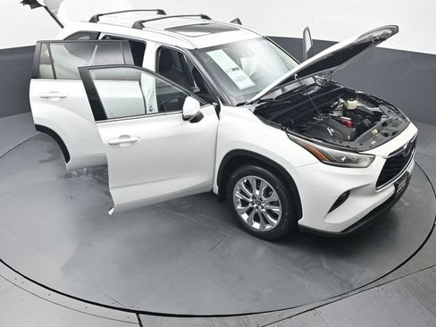Used 2022 Toyota Highlander Limited AWD/4WD image 58