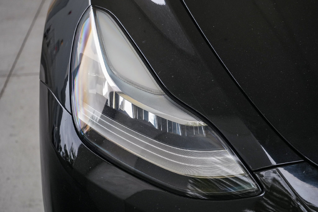 Used 2021 Tesla Model Y Long Range AWD/4WD image 8