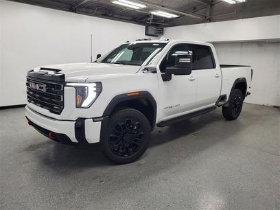 New 2025 GMC Sierra 2500 AT4 w/ AT4 Premium Plus Package