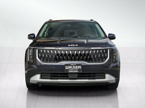 New 2026 Kia Carnival EX FWD image 2