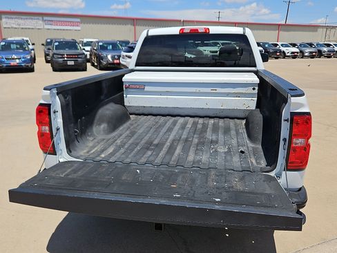Used 2019 Chevrolet Silverado 1500 W/T w/ WT Convenience Package AWD/4WD image 6
