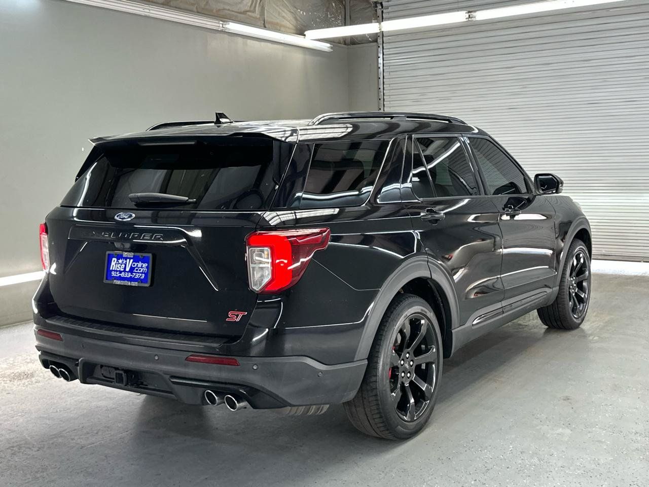 Used 2020 Ford Explorer ST w/ ST Street Pack AWD/4WD image 8