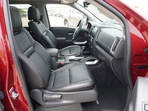 Used 2024 Nissan Frontier SL RWD image 24
