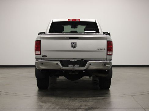 Used 2018 RAM 2500 Tradesman w/ Chrome Appearance Group AWD/4WD image 7