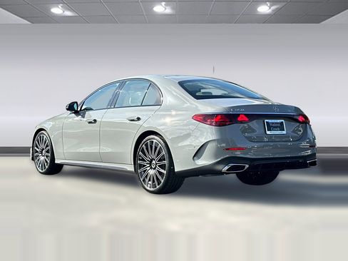 Used 2026 Mercedes-Benz E 350 Sedan image 3