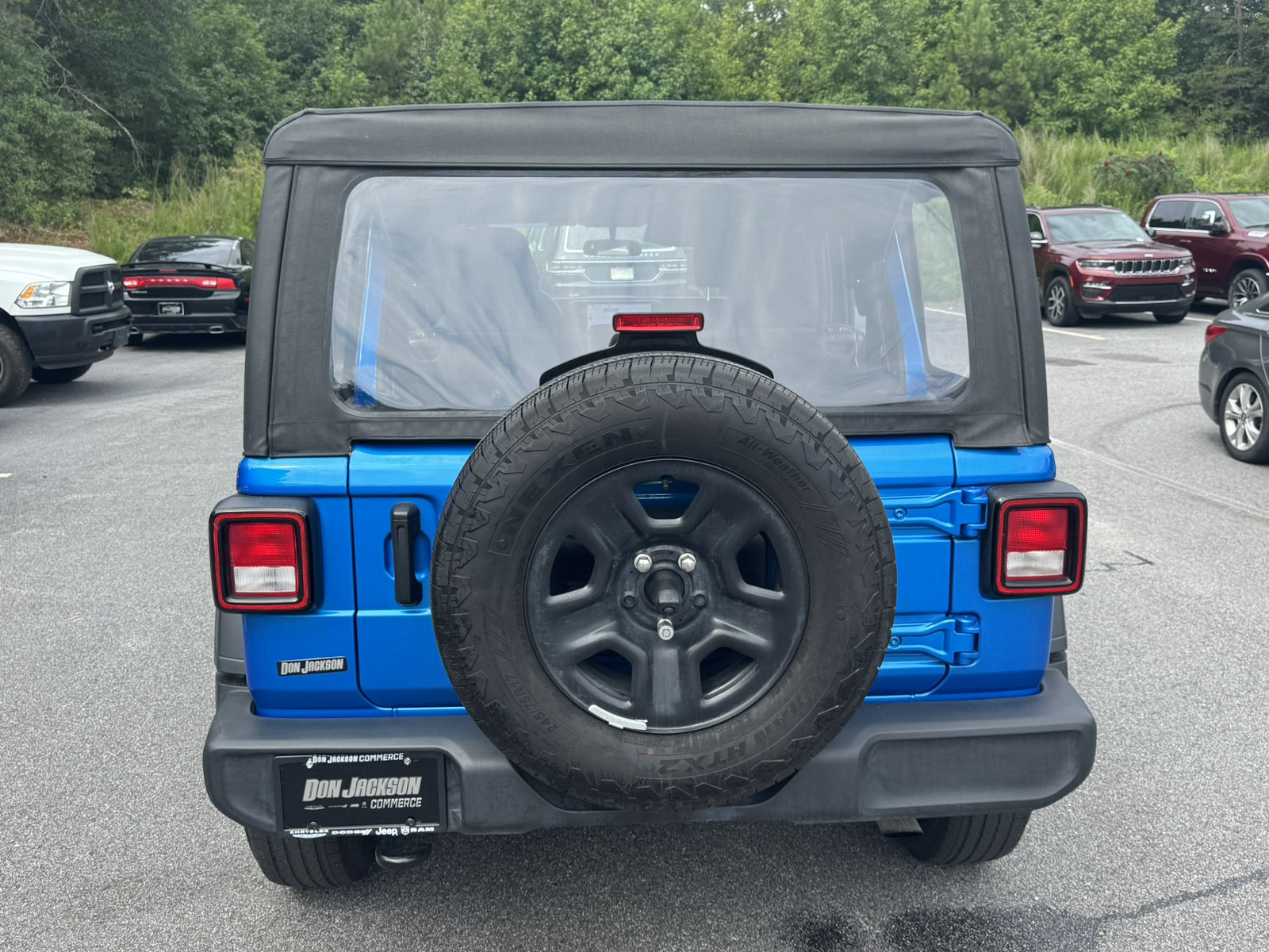 Used 2025 Jeep Wrangler Unlimited Sport AWD/4WD image 6
