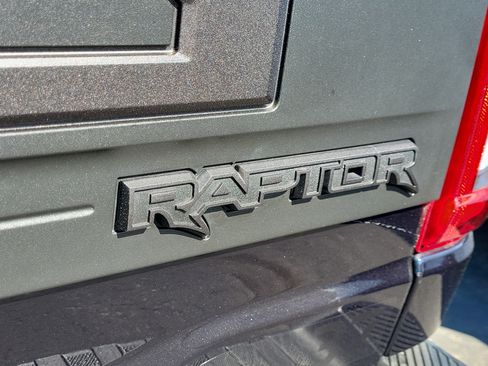 Used 2021 Ford F150 Raptor w/ Raptor 37 Performance Package AWD/4WD image 17