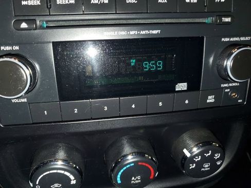 Used 2012 Jeep Patriot Latitude image 20