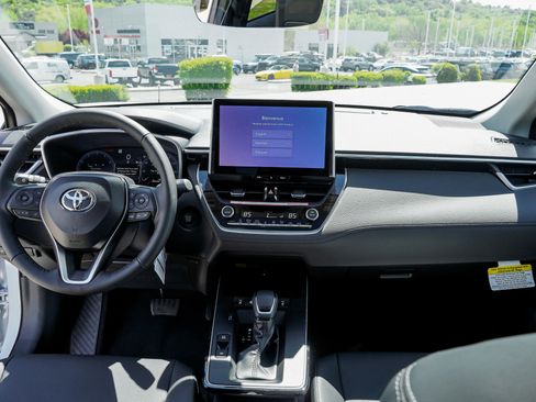New 2026 Toyota Corolla Cross XLE w/ Convenience Package AWD/4WD image 31