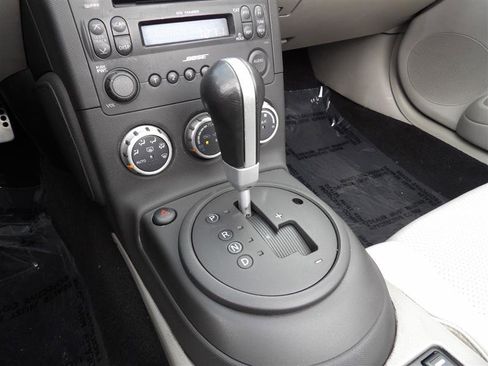 Used 2006 Nissan 350Z Touring image 17