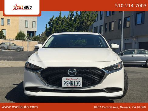 Used 2021 MAZDA MAZDA3 s FWD image 2